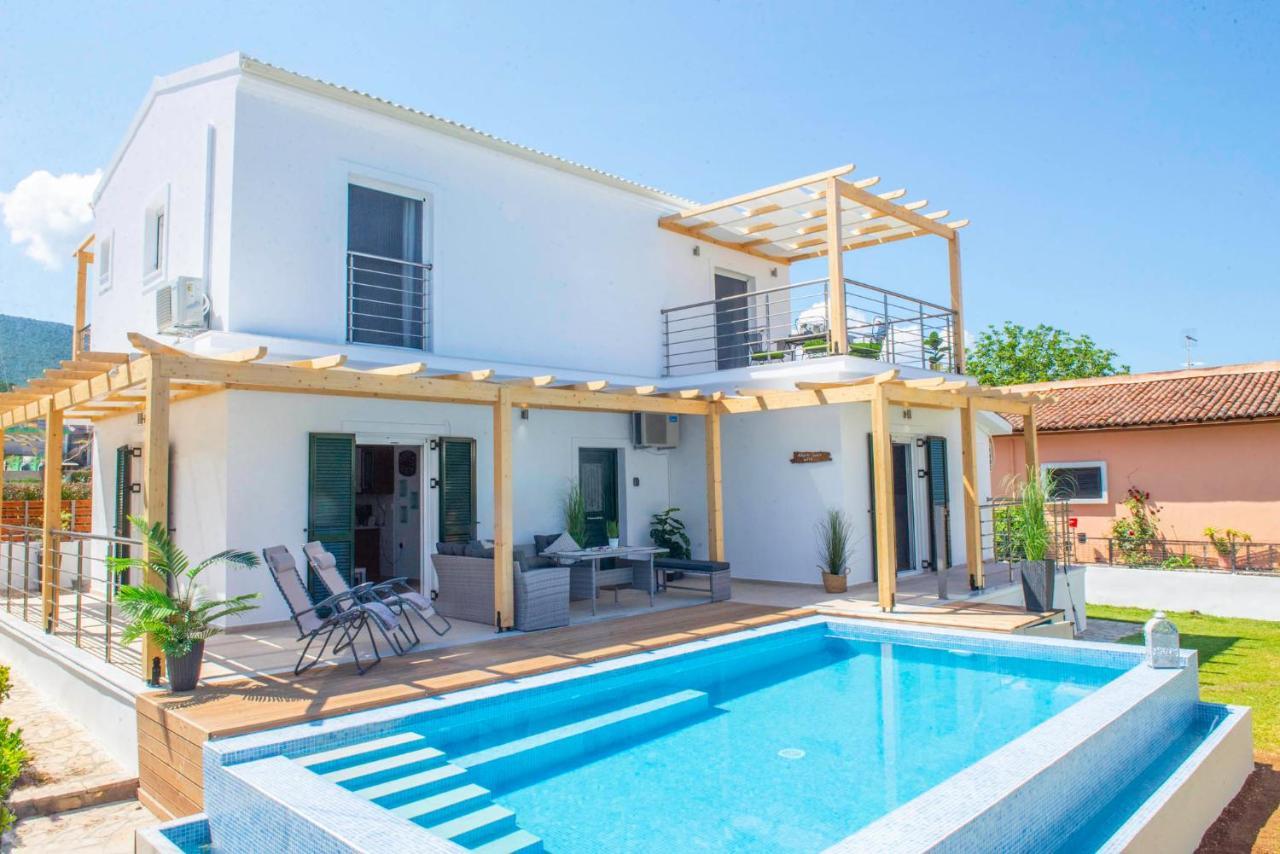Acharavi Beach Villa Exteriér fotografie